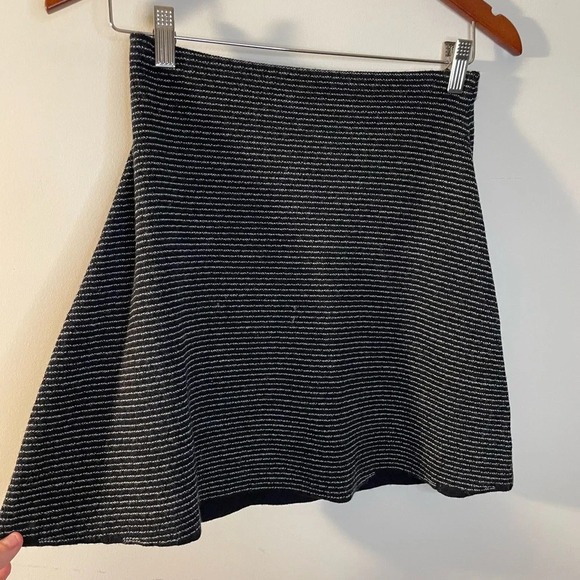 NWOT Theory|| Wool A-line Striped Skirt Size Petite Small, Perfect Fall Skirt - Picture 1 of 9